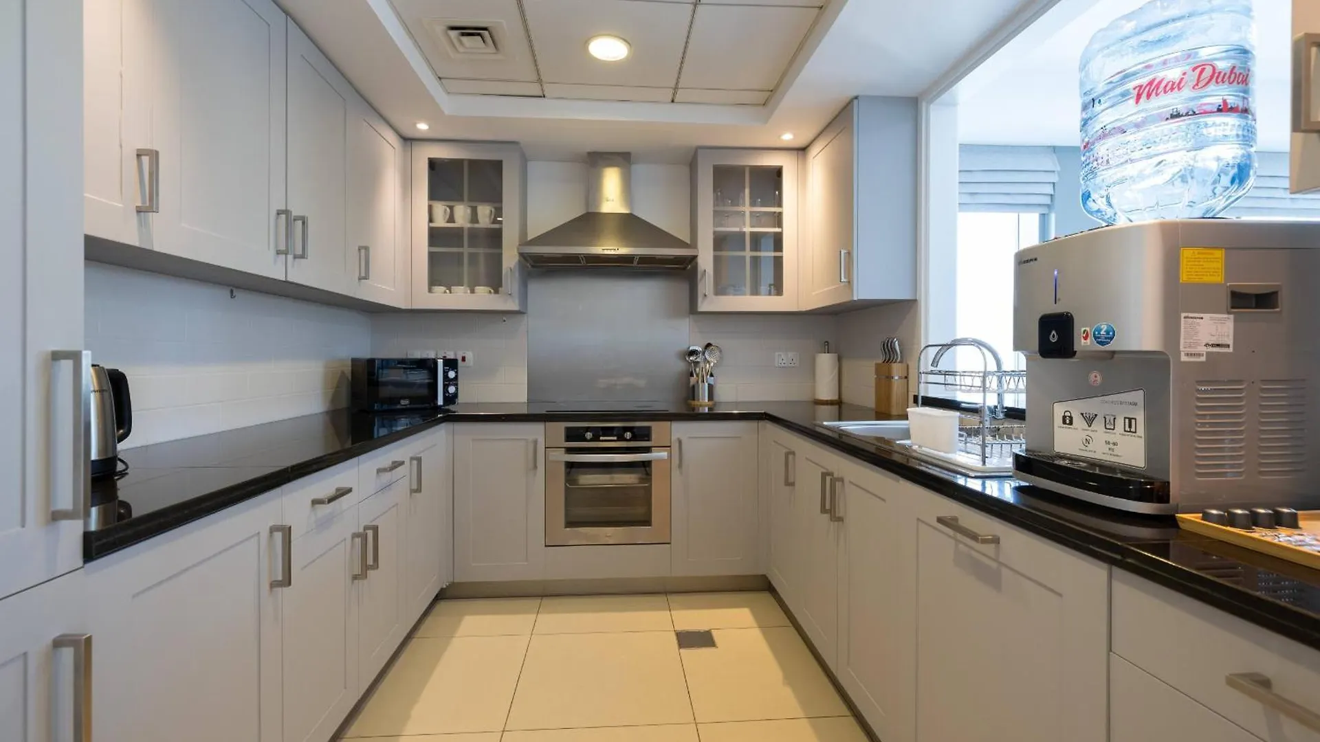 Signature Burj Khalifa View Residence دبي شقة