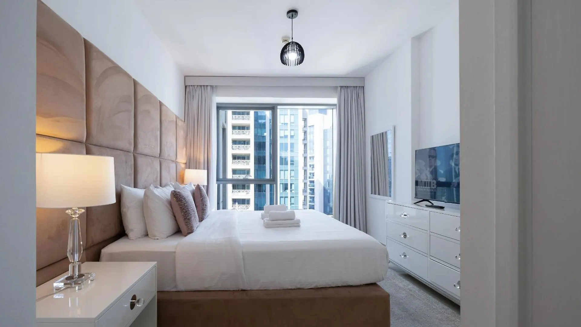 Signature Burj Khalifa View Residence دبي شقة